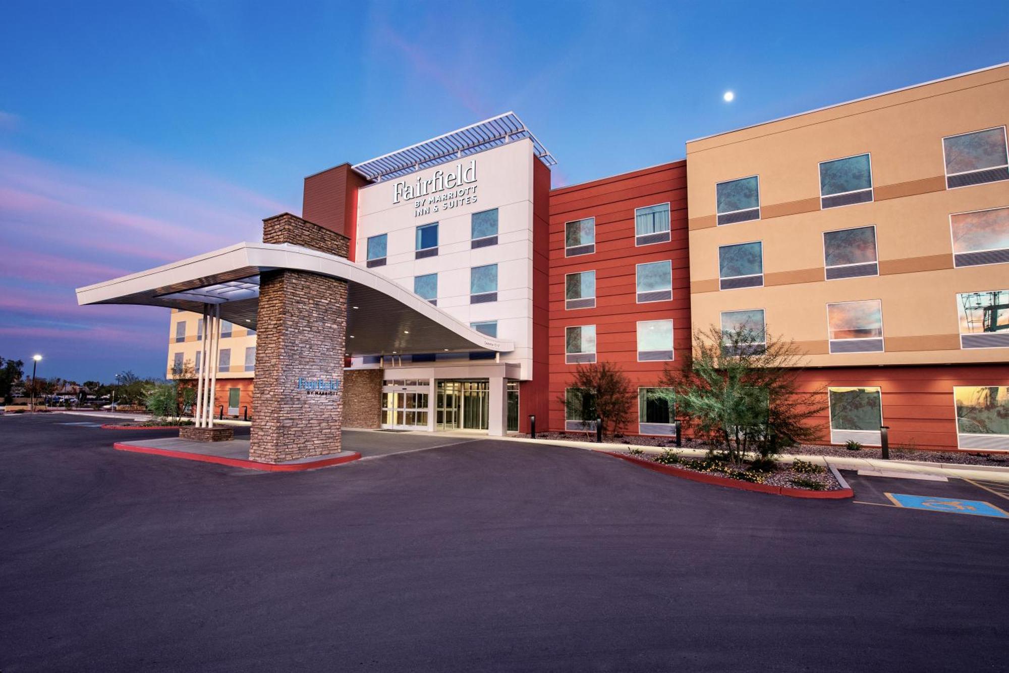 Fairfield Inn & Suites By Marriott Phoenix West/Tolleson Exterior photo